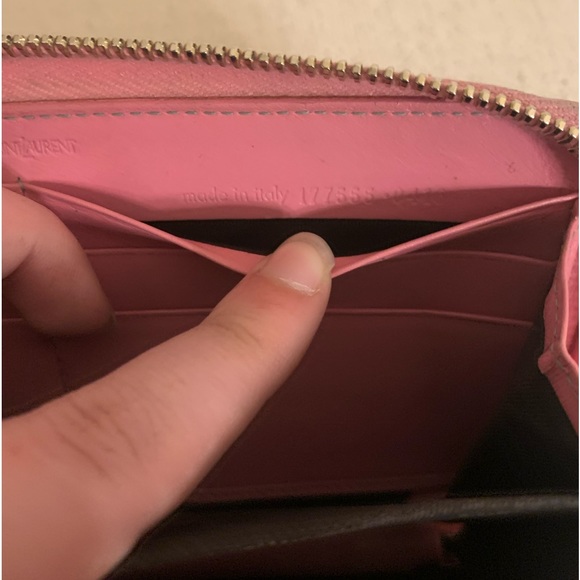Yves Saint Laurent Wallet - Picture 5 of 8